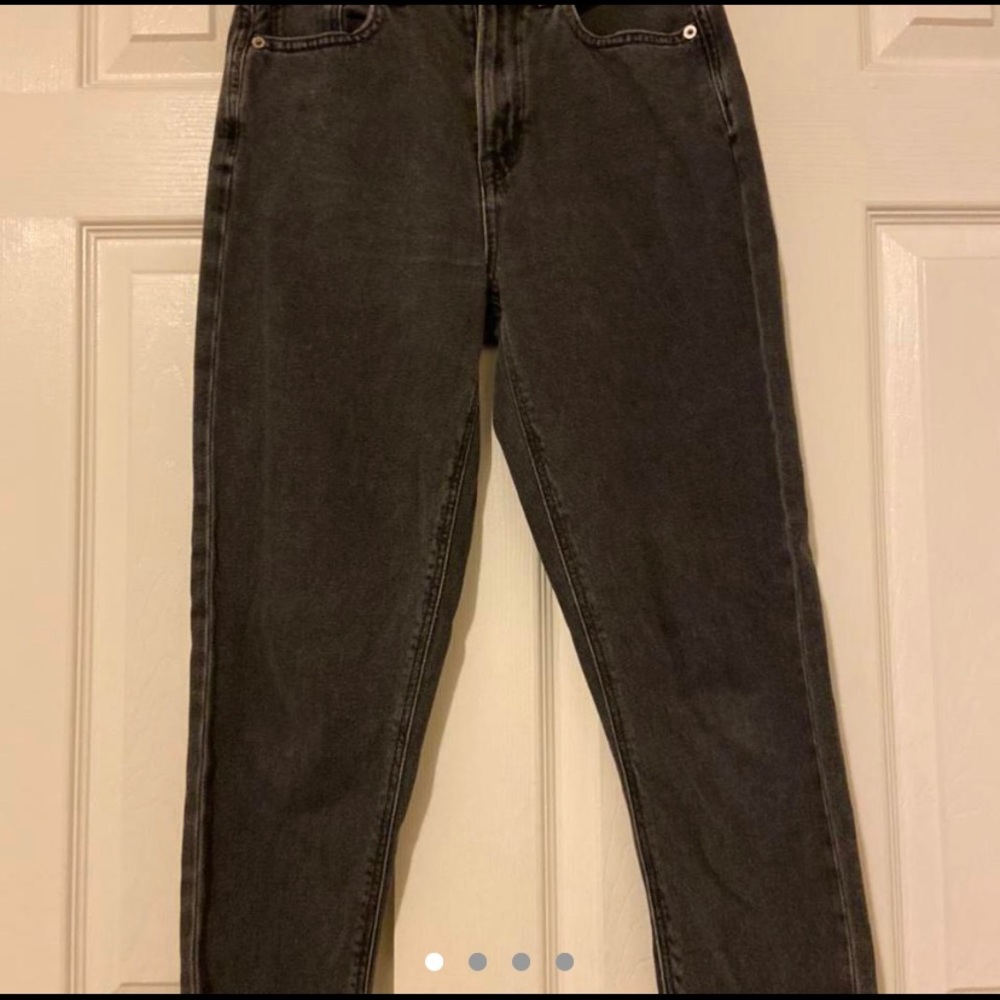 black American Eagle jeans